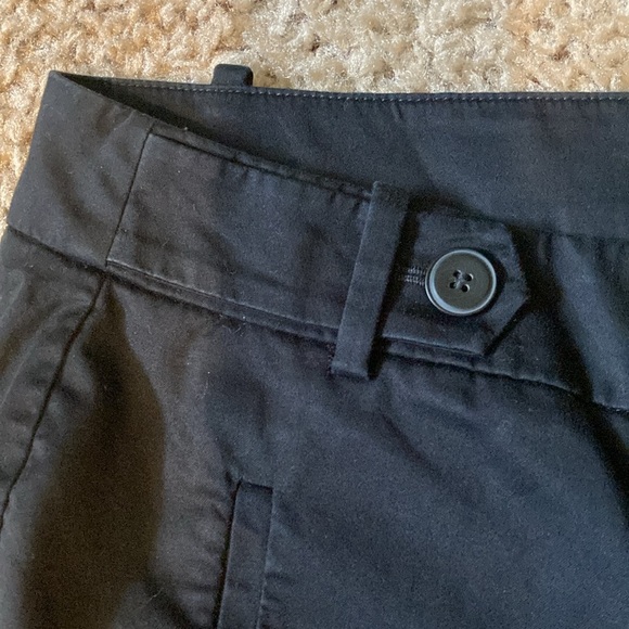 Loft black dress pants/capris with back and front pockets. - Picture 3 of 6